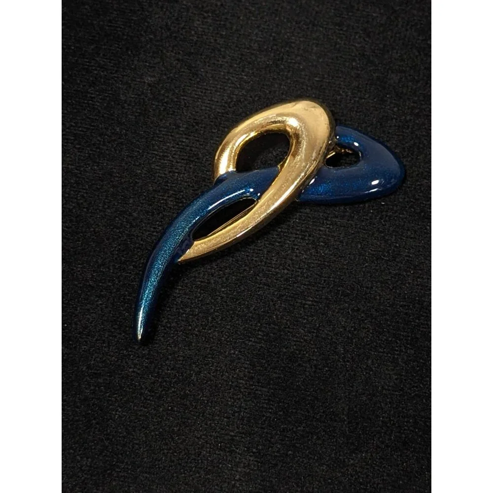 Vintage‎ Gold Tone Blue Enamel Twist Knot Curved Bar Pin Brooch